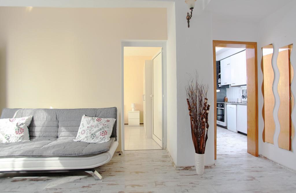 Raya Maisonette Sofia Room photo